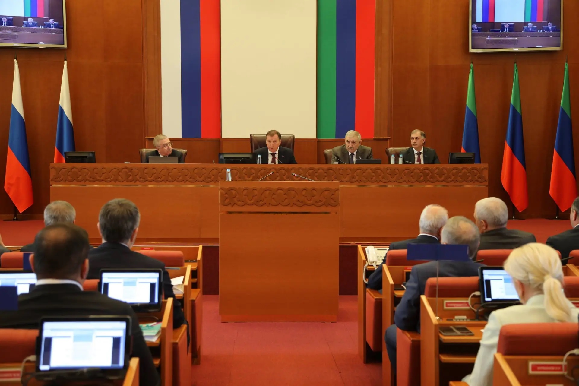 Депутаты дали согласие на назначение Магомеда Рамазанова Председателем Правительства РД